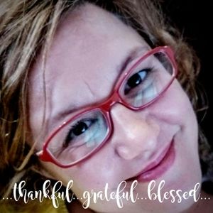 Meet your Posher, Lena